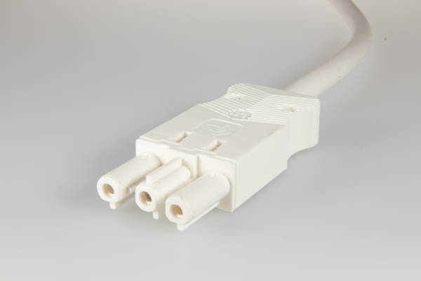 AC166 ALCGB Cordon de connexion femelle, 3-pôles, 1,5mm², 100cm. LV,  blanc, Eca